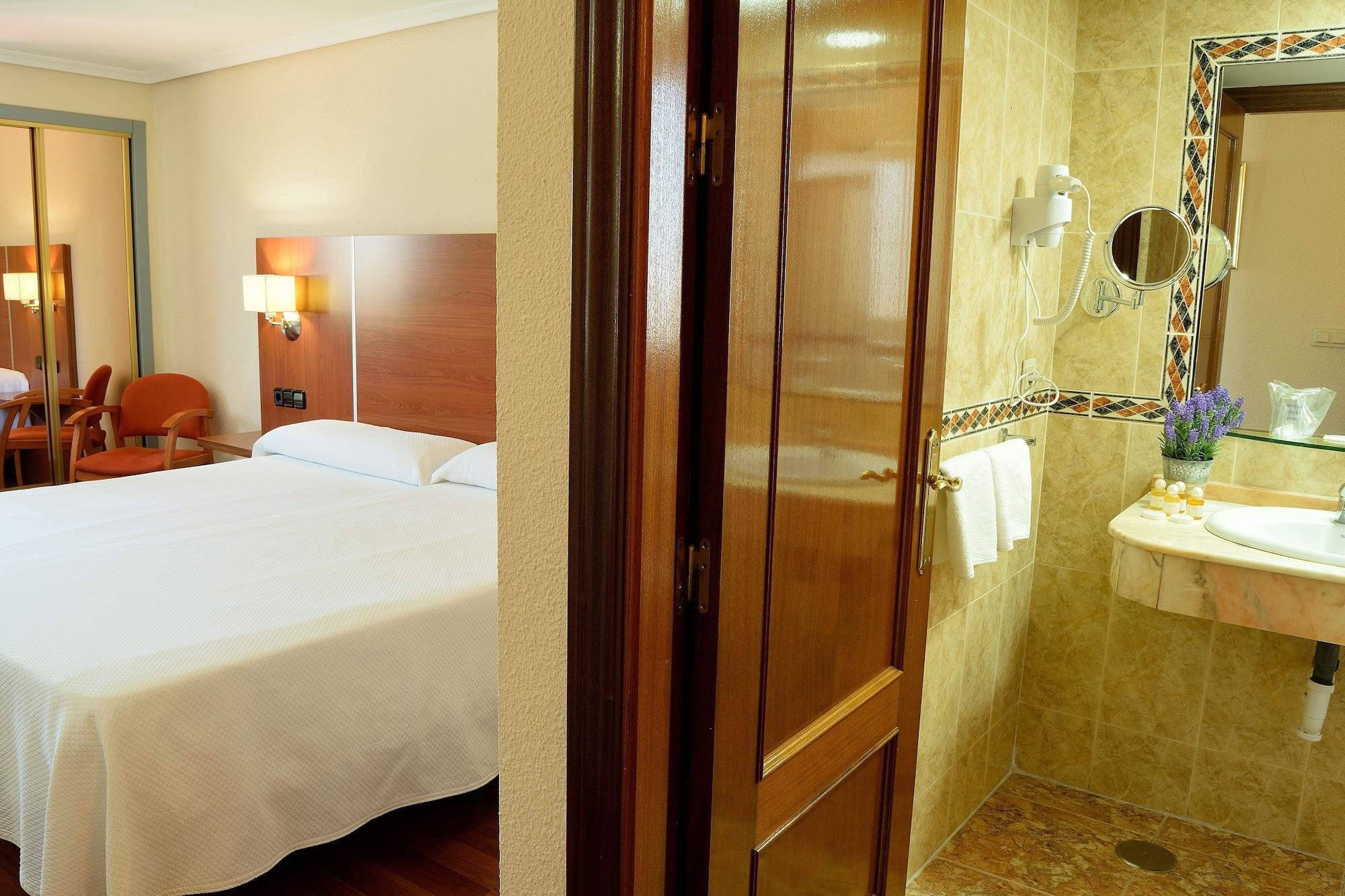 Hotel Mari Carmen Guadix Exteriér fotografie