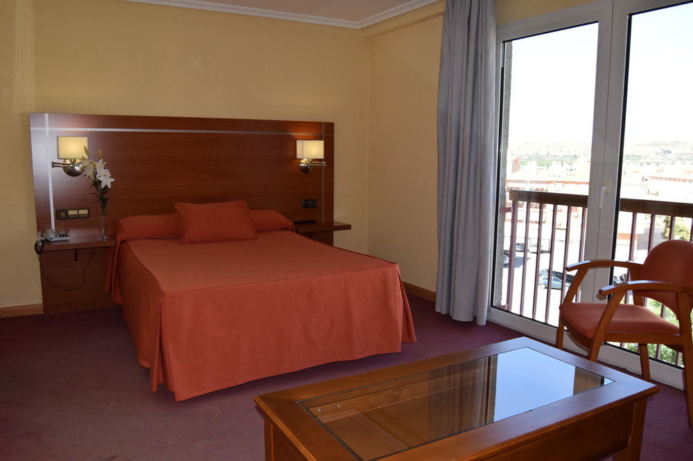 Hotel Mari Carmen Guadix Exteriér fotografie