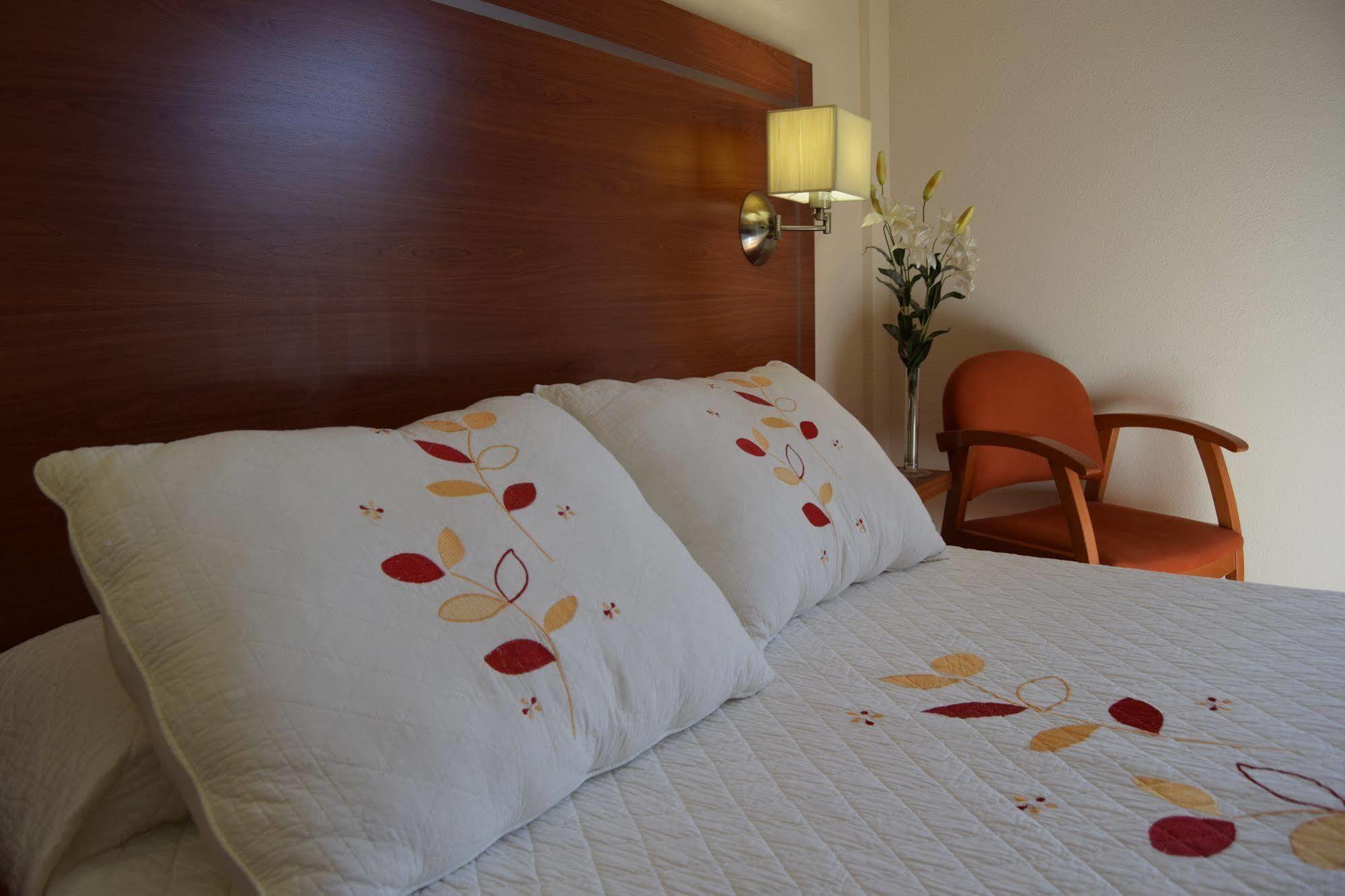 Hotel Mari Carmen Guadix Exteriér fotografie